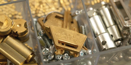 Details about   American Lock APT2001KA & Master Lock Keys/Cylinders Set Lot of Many 